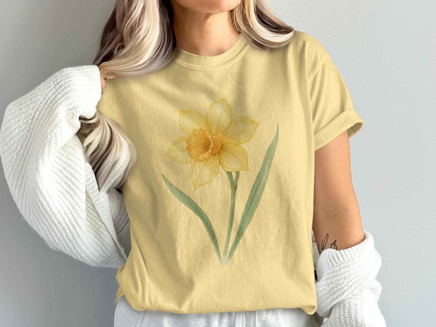 Yellow Daffodil Print Casual Style Graphic Tee product type