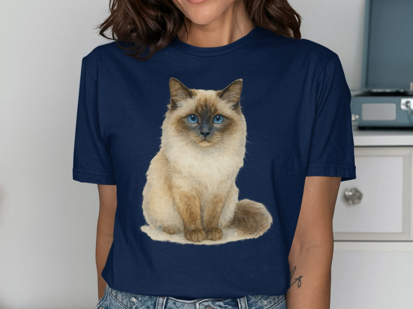 Cute Fluffy Cat Print Women's Graphic T-Shirt product