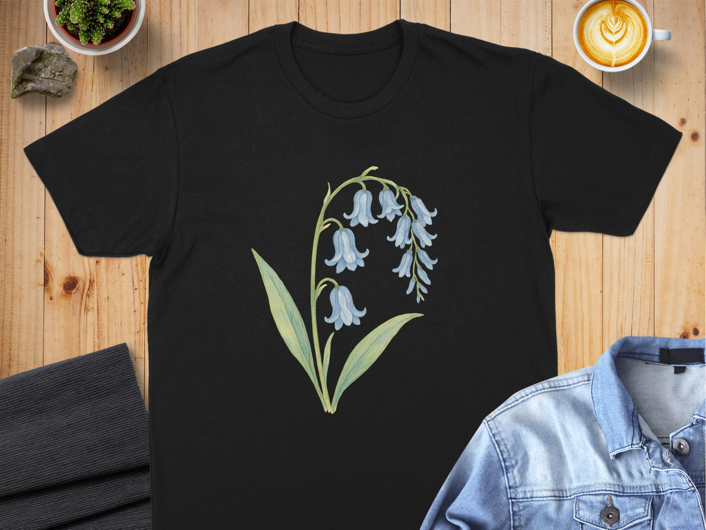 Stylish Casual Black T-shirt with Floral Design product type