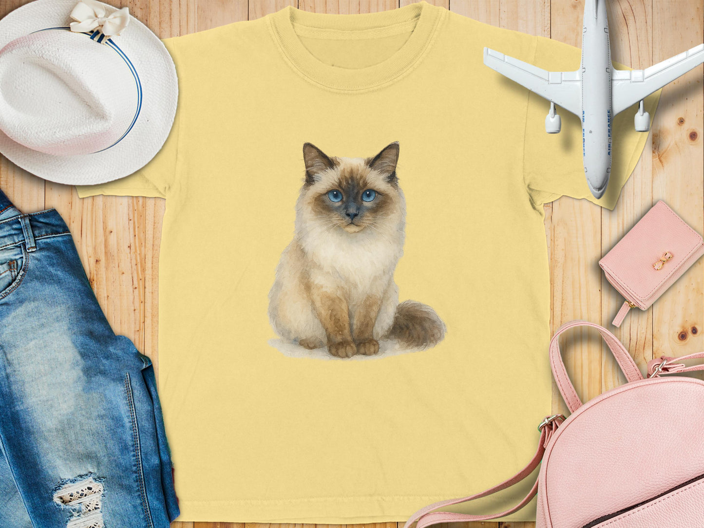 Adorable Cat Graphic T-shirt Perfect Fun Casual Product