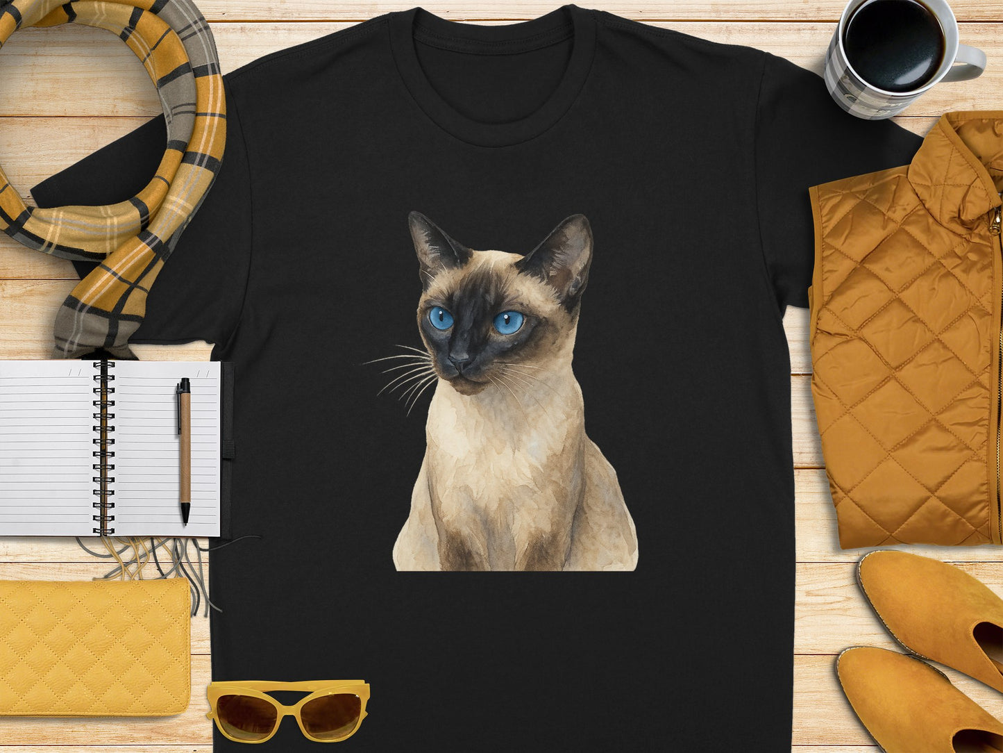 Stunning Siamese Cat Graphic T-Shirt Casual Product