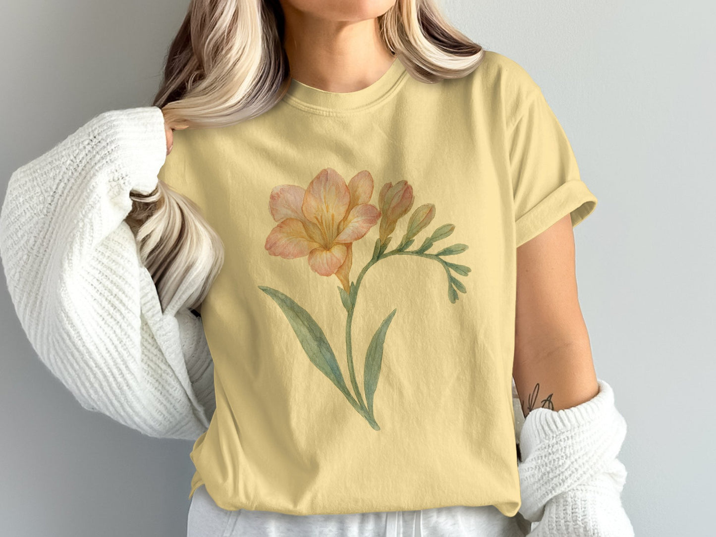 Beautiful Floral Print Casual Style T-shirt product type
