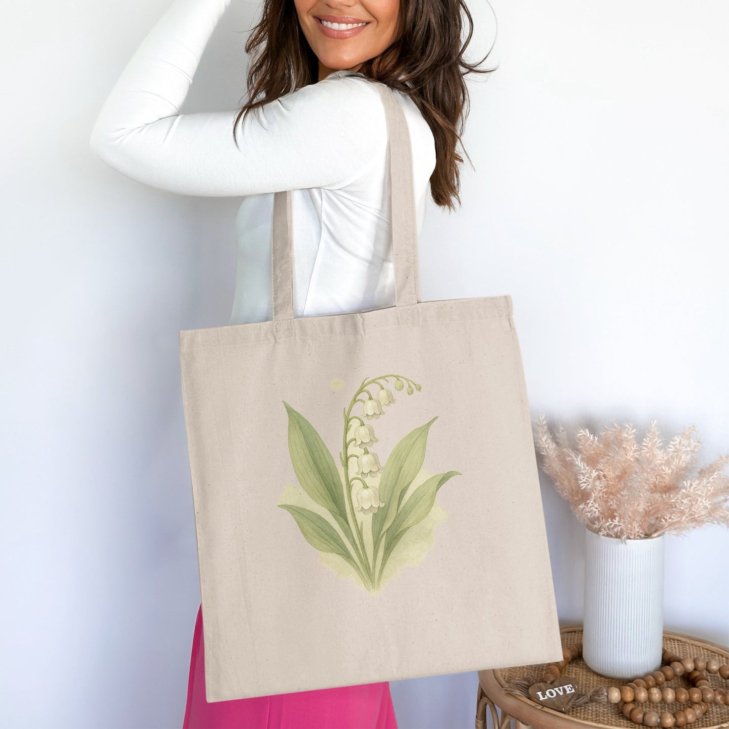 Stylish Minimalist Lily Flower Print Tote Bag Product