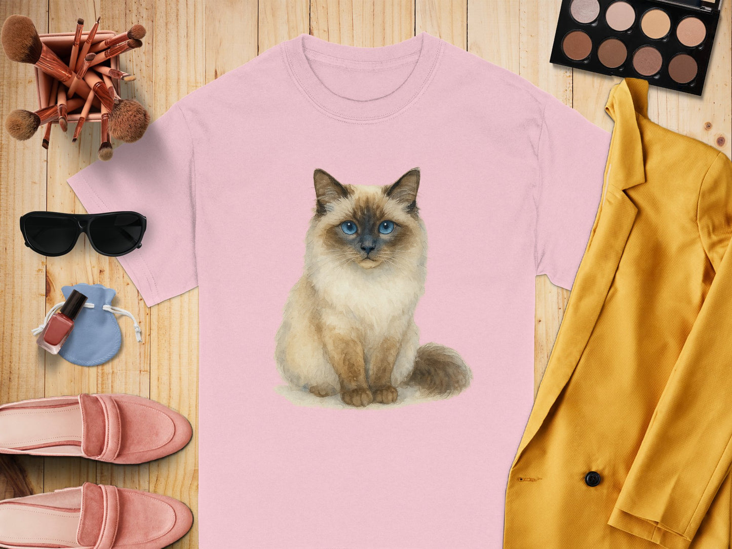 Cute Blue-Eyed Cat Graphic Print T-Shirt product type