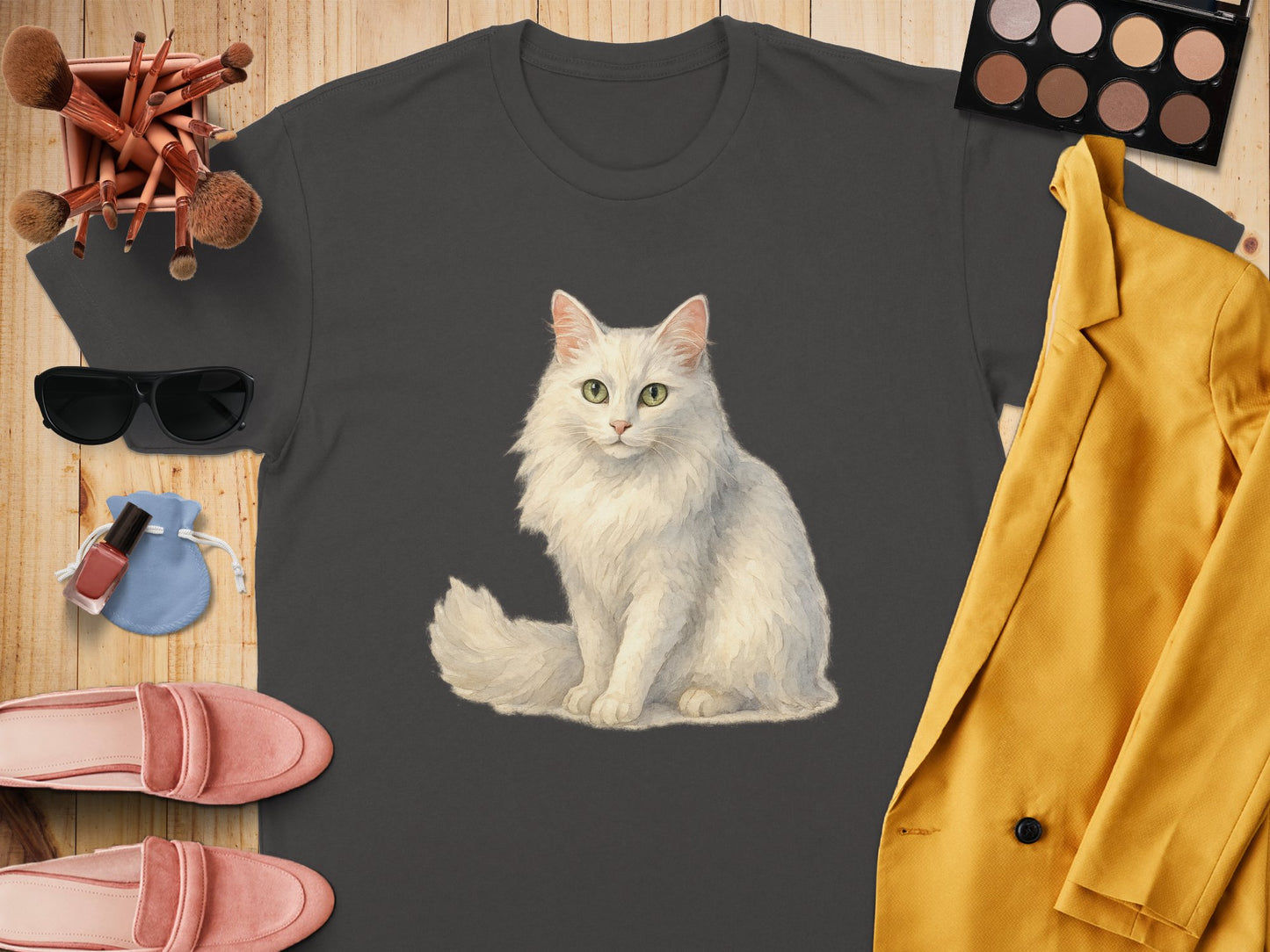 Elegant White Cat Illustration Casual T-shirt Product