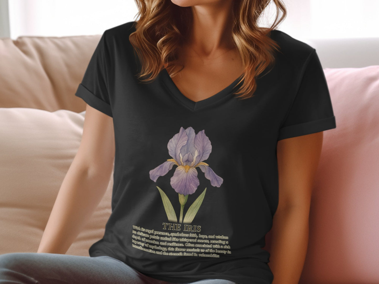 The Iris Graphic Print Casual Women's T-Shirt product