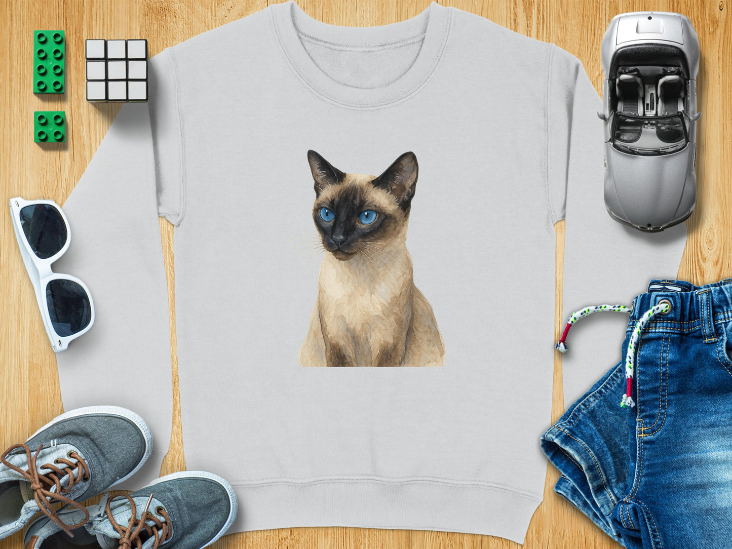 Siamese Cat Graphic Print on Sweatshirt product