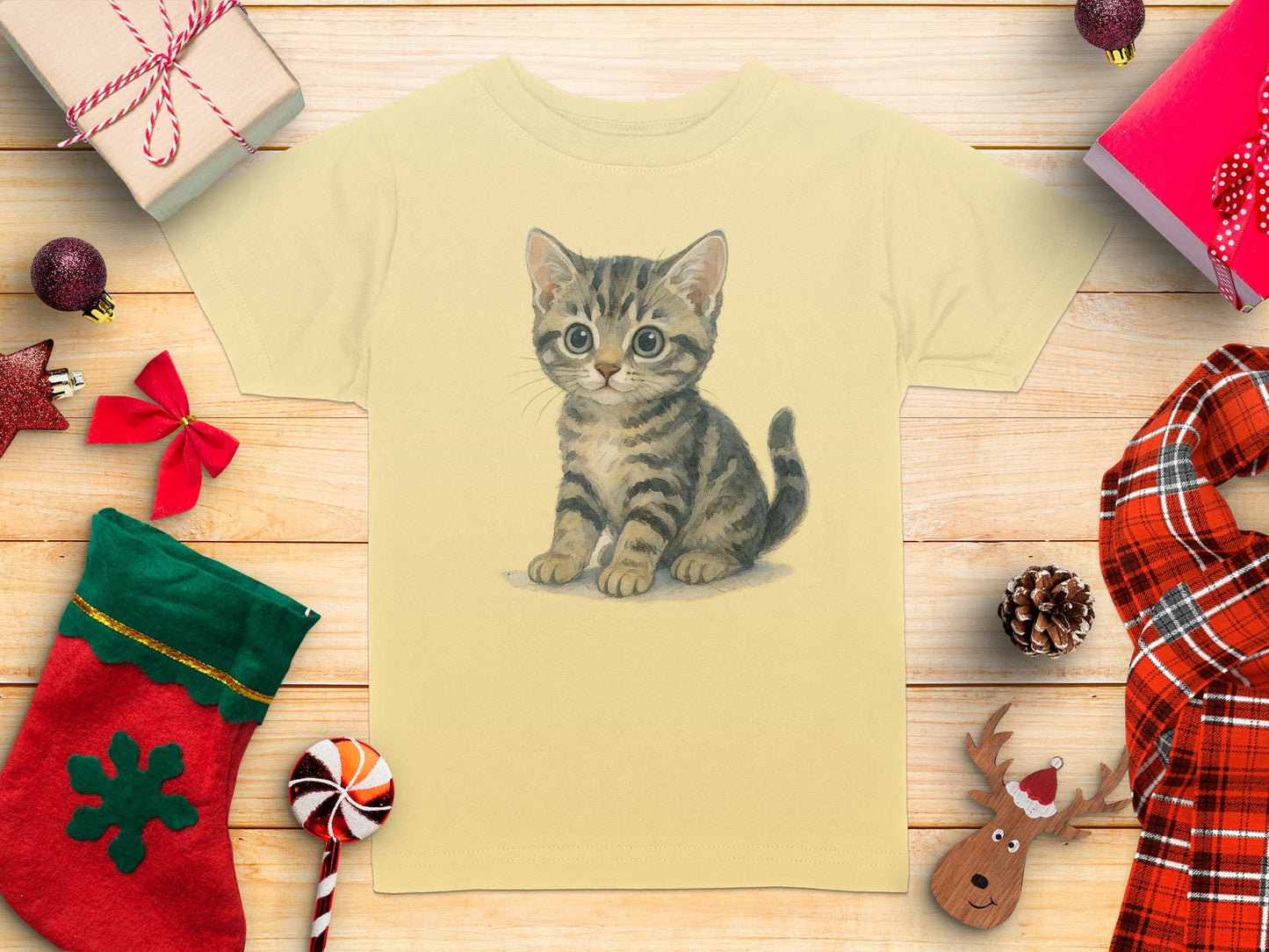 Adorable Kitten Christmas Graphic T-shirt product type