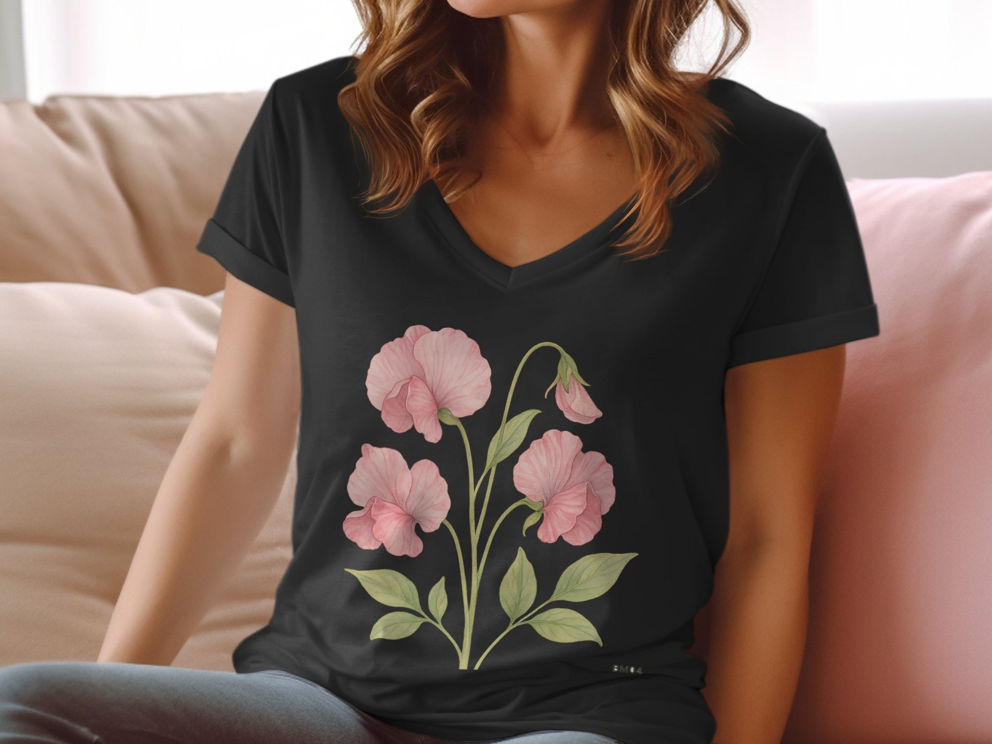 Stylish Black Tee with Pink Floral Graphic Design product type