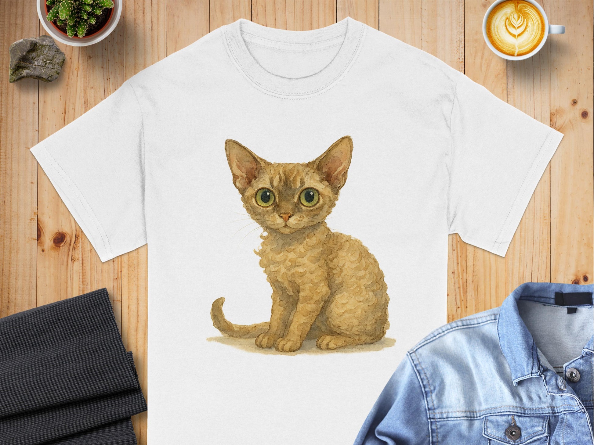 Adorable Curly Haired Cat Print T-shirt product type