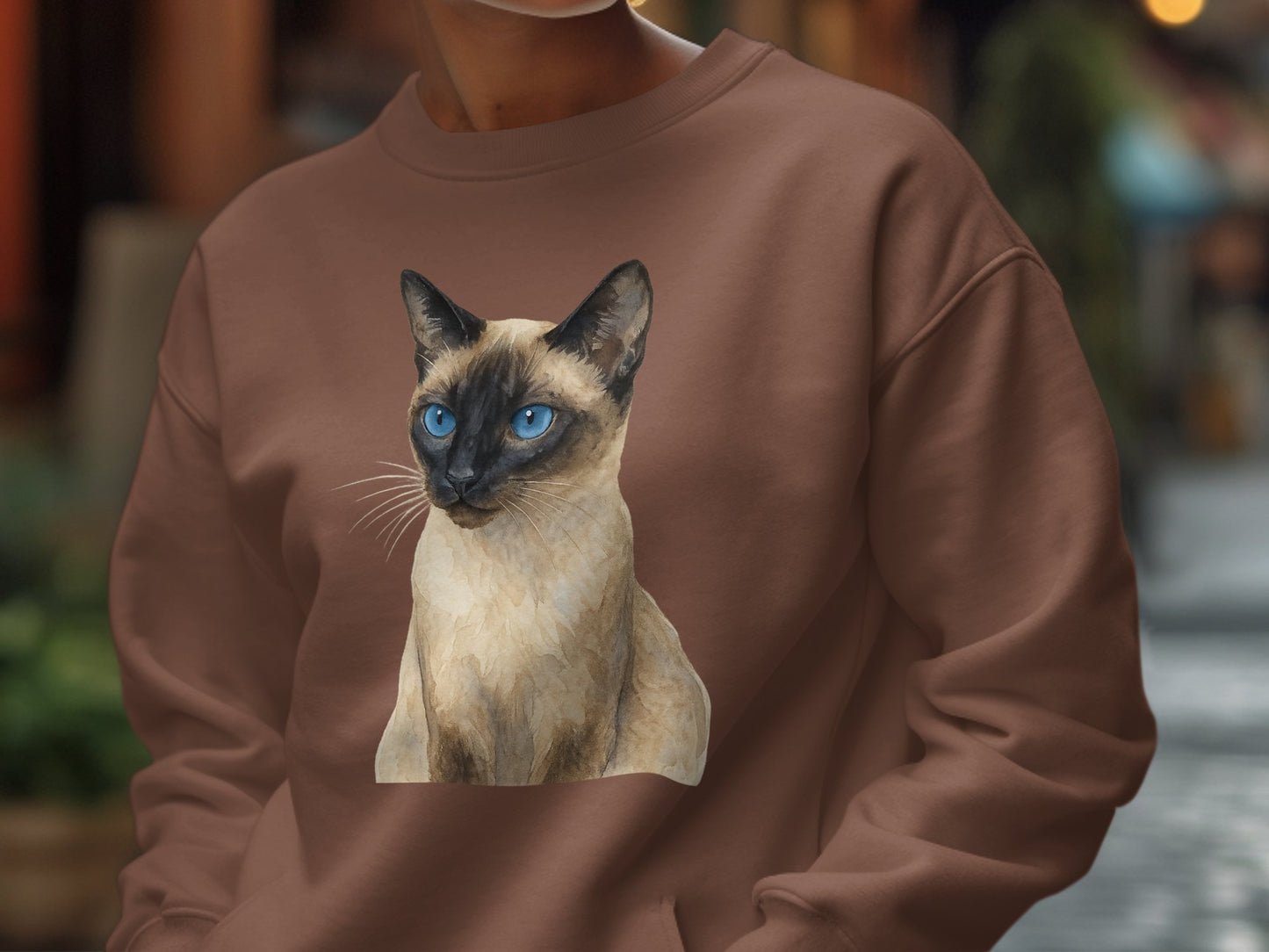 Elegant Siamese Cat Artwork on Comfortable Sweatshirt Product