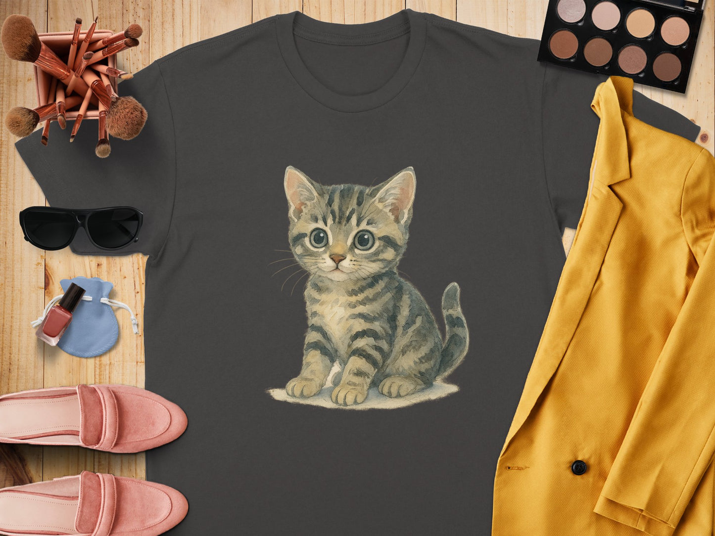 Adorable Kitten Graphic T-shirt Casual Wear product type