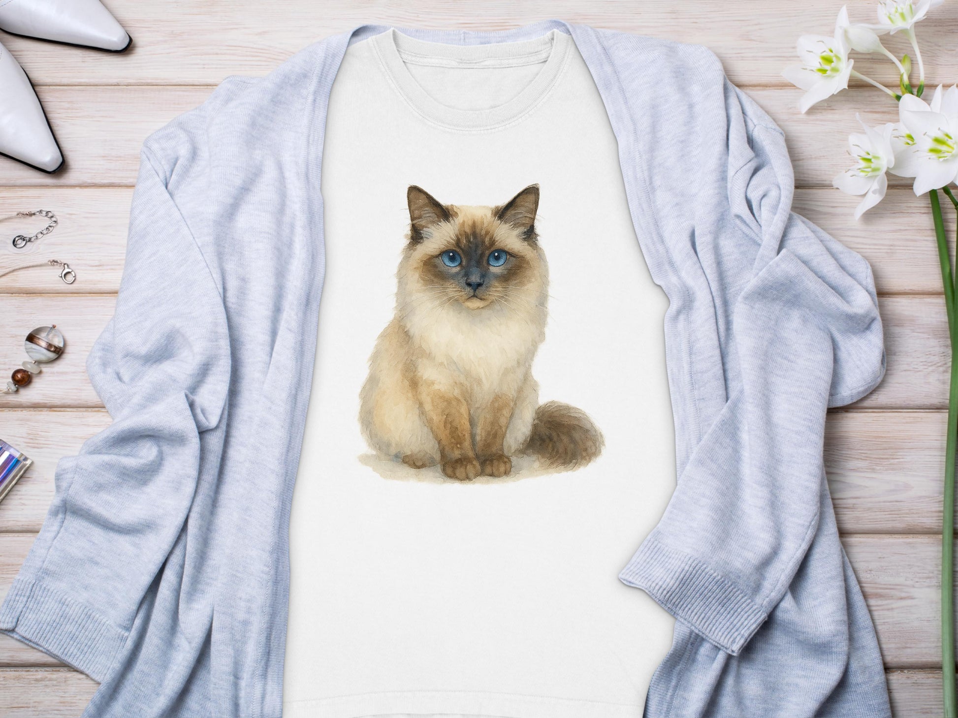 Cute Blue-Eyed Cat Print Casual Fashion T-Shirt product