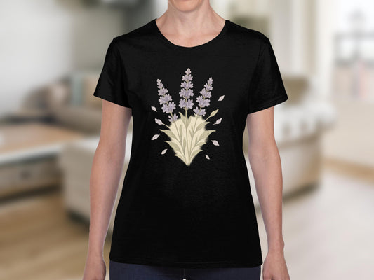 Stylish Black Tee with Elegant Floral Graphic product type