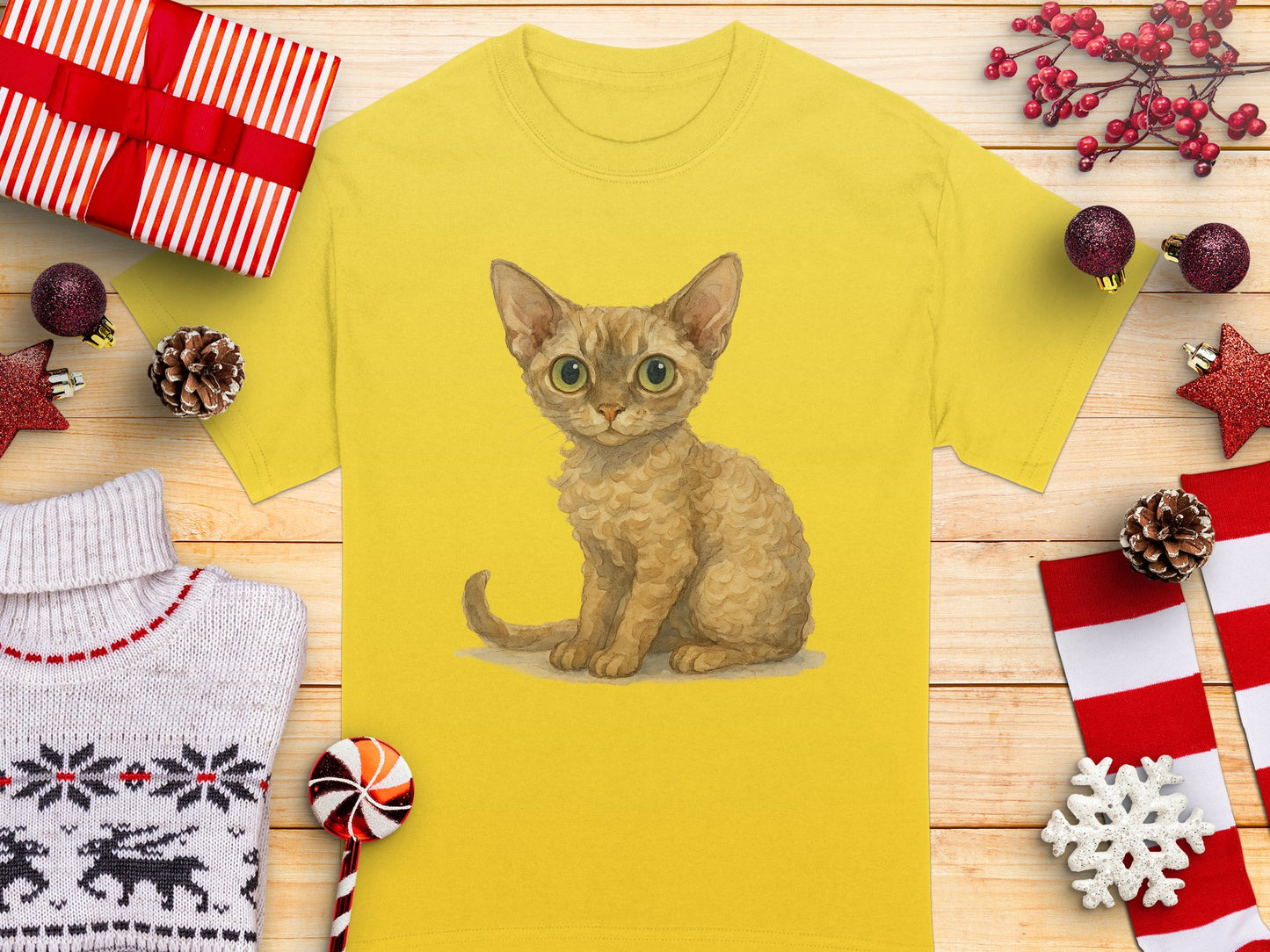 Cute Kitten Yellow T-shirt perfect as a gift product