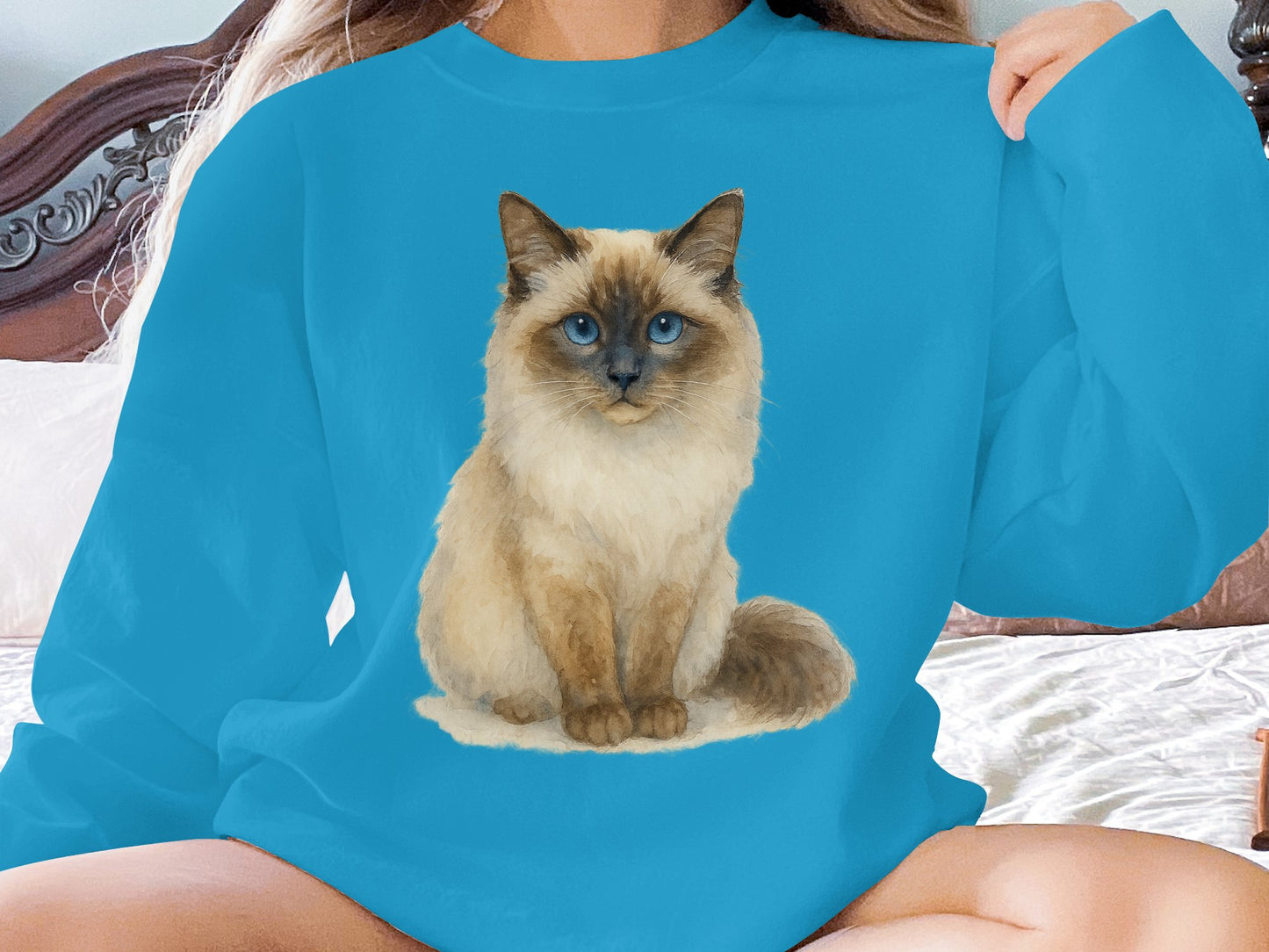 Adorable Blue-Eyed Cat Printed Long Sleeve Shirt product
